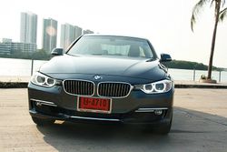 Sanook! Drive : BMW 320i Luxury line   หรูครบเครื่องสมรรถนะเยี่ยม