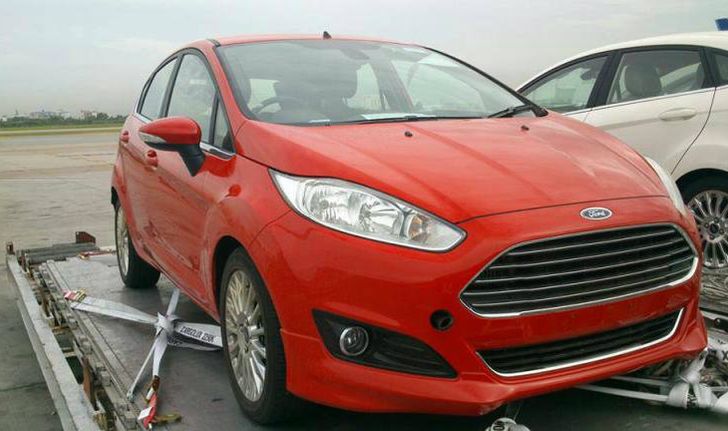 เปรียบเทียบกันจะๆ Ford Fiesta 2014 ที่จะเข้าไทยปลายปีนี้