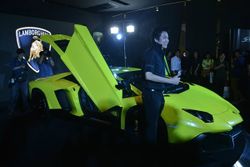 เปิดตัว Lamborghini Aventador รุ่น 50 ปี