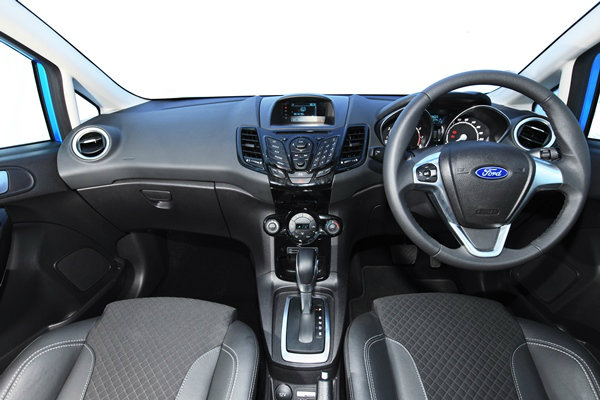 ภายใน Ford Fiesta EcoBoost