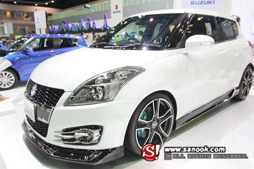 โปรโมชั่นเด็ดรถอีโคคาร์ในงาน Motor Expo 2013