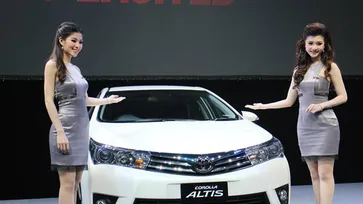 มาแรง! โปรโมชั่น Toyota Altis 2014 ผ่อนไม่ถึง 6 พัน!