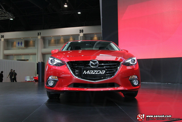 มาสด้าชู "Mazda 3" และ "CX5" ไฮไลท์มอเตอร์โชว์ 2014 - Motor Show 2014