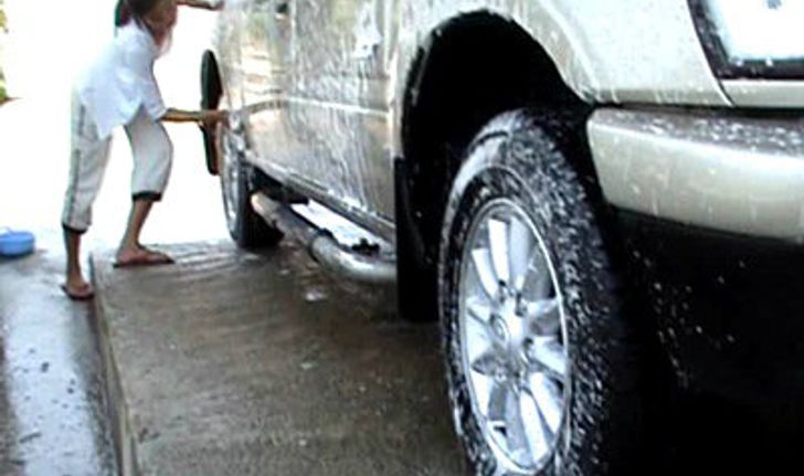 เทคนิคการล้างรถหลังสงกรานต์ 2557