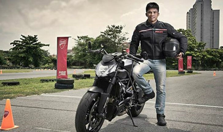 บิ๊กไบค์ Ducati สุดเท่ของ 'บัวขาว บัญชาเมฆ'