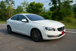 รีวิว Volvo S60 T5 Polestar แรงจนลืมภาพลักษณ์วอลโว่เดิมๆทิ้งไปได้เลย