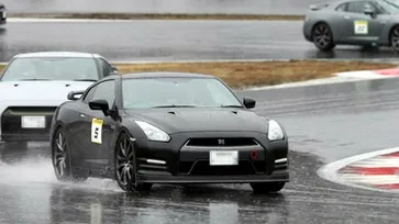 Nissan GT-R จัดอบรมขับขี่ในสนามแข่งจริงที่ประเทศญี่ปุ่น