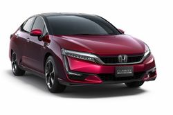 'Honda Clarity' รถฟิวเซลคู่แข่ง 'Mirai' เตรียมประกาศราคาจำหน่ายจริงแล้ว