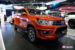 ในงานมอเตอร์โชว์ เผยโฉม Toyota Revo TRD Sportivo และ Fortuner TRD Sportivo เริ่ม 7.22 แสนบาท