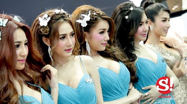 พริตตี้ Motor Show 2016 ร้อนองศาเดือด