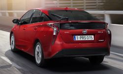 เรียกคืน Toyota Prius รุ่นปี 2016-2017 หลังพบปัญหาเบรกมือไม่ทำงาน