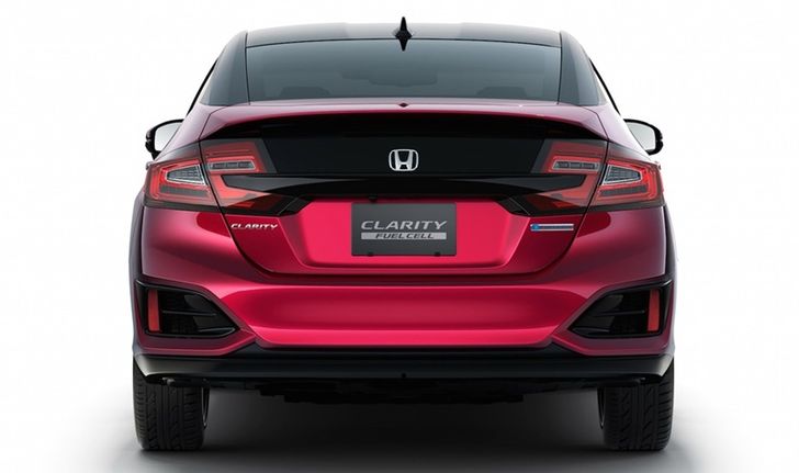 2017 Honda Clarity เผยวิ่งได้ไกล 580 กิโลเมตรไม่ใช้น้ำมัน