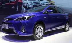 Toyota Yaris L Sedan ใหม่ เผยโฉมที่กวางโจวมอเตอร์โชว์ 2016