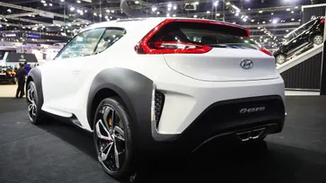 Hyundai Enduro ต้นแบบครอสโอเวอร์เกาหลีเผยโฉมที่มอเตอร์เอ็กซ์โป 2016