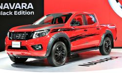 Nissan Navara Black Edition เผยโฉมที่งานมอเตอร์เอ็กซ์โป 2016