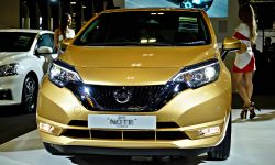 2017 Nissan Note ใหม่ ว่าที่อีโคคาร์บ้านเราเปิดตัวในสิงคโปร์แล้ว