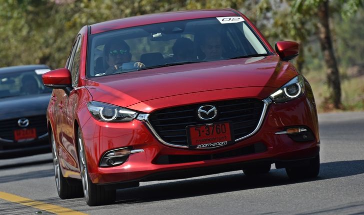 รีวิว Mazda 3 2017 ไมเนอร์เชนจ์ใหม่ มีดีที่ G-Vectoring Control