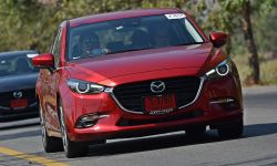 รีวิว Mazda 3 2017 ไมเนอร์เชนจ์ใหม่ มีดีที่ G-Vectoring Control