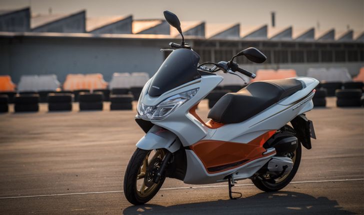 Honda PCX150 มอเตอร์ไซค์อัจฉริยะ ตอบโจทย์ชีวิตคนเมือง