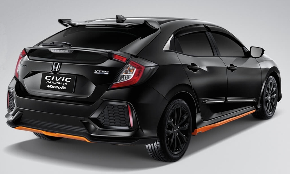 งาม! Honda Civic Hatchback ใหม่ พร้อมชุดแต่ง Modulo รอบคันเริ่ม 17,400 บาท