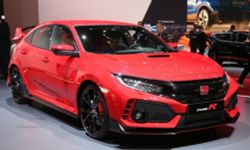 Honda เปิดตัว CIVIC Type R ใหม่รุ่นวางจำหน่ายในงานเจนิวามอเตอร์โชว์ 2017