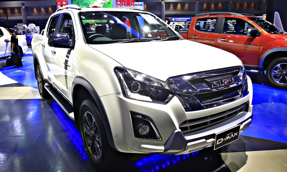 Isuzu D-Max Hi-Lander Limited 2017 ใหม่ พร้อมชุดแต่งรอบคัน ราคา 8.9 แสนบาท