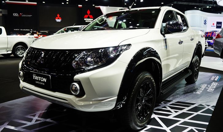 Mitsubishi Triton Limited Edition รุ่นพิเศษกระจังหน้าดำ ราคา 7.43 แสนบาท