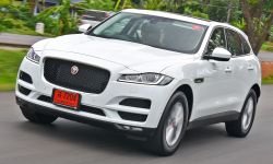 รีวิว Jaguar F-Pace 2017 ใหม่ เอสยูวีเล็กระดับหรูกับสมรรถนะเหนือคาด