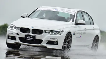 รีวิว BMW 330e M Sport 2017 แรงเกินคาด-หล่อเกินใครกับกิจกรรม BMW Driving Experience