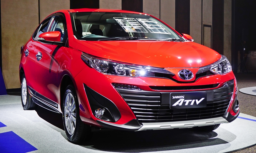 Toyota Yaris ATIV 2017 ใหม่ อีโคคาร์ซีดานรุ่นล่าสุด ราคา 619,000 บาท