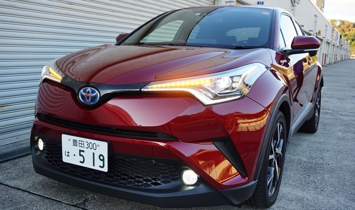 ยลโฉม Toyota C-HR 2018 สีแดง Red Pearl ก่อนเปิดตัวในไทยปลายเดือนนี้