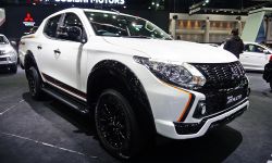 Mitsubishi Triton Athlete 2018 ใหม่ เปิดตัวแล้วที่มอเตอร์เอ็กซ์โป ราคา 879,000 บาท