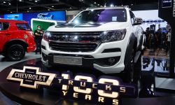 Chevrolet Colorado Centennial Edition 2018 ใหม่ เคาะราคา 814,000 บาท