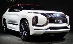 Mitsubishi GT-PHEV Concept เผยโฉมที่งานมอเตอร์เอ็กซ์โป 2017