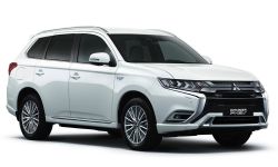 Mitsubishi Outlander PHEV 2018 ใหม่ พร้อมเครื่องยนต์ไฮบริด 2.4 ลิตรแรงขึ้นกว่าเดิม