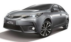 Toyota Corolla Altis 2018 รุ่น 1.8S ใหม่ เพิ่มกล้องติดหน้ารถ เคาะ 9.59 แสน