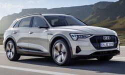 Audi e-tron quattro 2018 ใหม่ รถไฟฟ้าคู่แข่ง Benz EQC พร้อมขายจริงปลายปีนี้