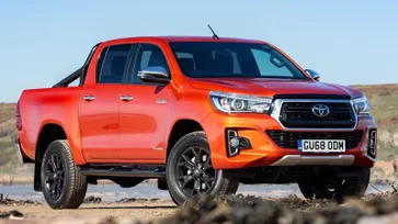 Toyota Hilux Invincible X 2019 ใหม่ รีโว่ตัวท็อปเวอร์ชั่นอังกฤษ เริ่ม 1.32 ล้านบาท