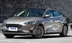 Ford Focus 2019 ใหม่ ทั้งโฉม 4 ประตูและ 5 ประตู เริ่มวางจำหน่ายแล้วที่จีน
