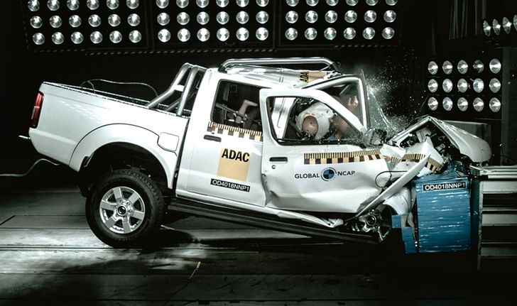 สยอง! Nissan Frontier โฉมเก่าได้คะแนนความปลอดภัยระดับ 0 ดาว