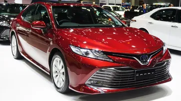 Toyota Camry 2019 ใหม่ เคาะราคาเริ่มต้น 1,445,000 บาท ที่งานมอเตอร์เอ็กซ์โป