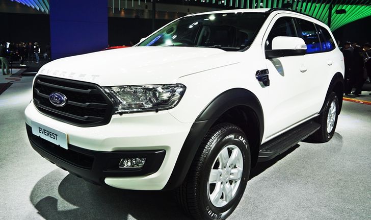 ดูชัดๆ! Ford Everest Trend 2.0 2019 รุ่นเริ่มต้นใหม่ หั่นราคาเหลือเพียง 1.299 ล้านบาท