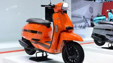 Lambretta V125/V200 Special 2019 ใหม่ สกู๊ตเตอร์อิตาลี ราคา 86,900 บาท