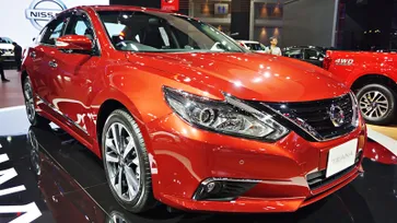 Nissan Teana 2019 ไมเนอร์เชนจ์ใหม่เผยโฉมที่มอเตอร์เอ็กซ์โป ราคา 1,339,000 บาท