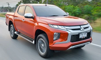 รีวิว Mitsubishi Triton 2019 ไมเนอร์เชนจ์ใหม่ ปรับดีไซน์ไฉไล ขับมันส์เหมือนเดิม