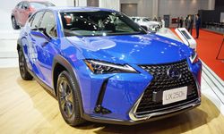 Lexus UX250h 2019 ใหม่ เผยโฉมที่งานมอเตอร์โชว์ เริ่มต้น 2.49 ล้านบาท