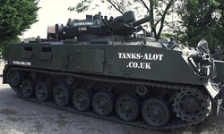 Tank Limo รถถังลิมูซีนที่คุณเช่าไปปาร์ตี้ได้!