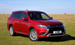 Mitsubishi Outlander PHEV รุ่นปรับปรุงใหม่เผยโฉมที่อังกฤษ ราคาเริ่มต้นราว 1.34 ล้าน