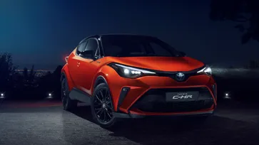 Toyota C-HR Minorchange สะดวกสบายเช่นเดิม เพิ่มเติมคือขุมพลังไฮบริด 2.0 ลิตร