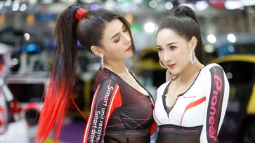 Motor Expo 2019: เห็นแล้วใจจะขาด! ส่องทรวดทรงพริตตี้สาวในชุดแนบเนื้อ (EP.3)